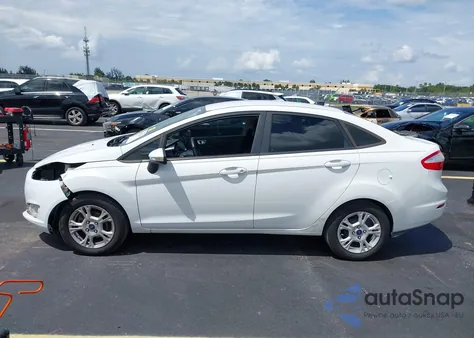 2015 Ford Fiesta Se из США, поврежденный, VIN 3FADP4BJ2FM223534